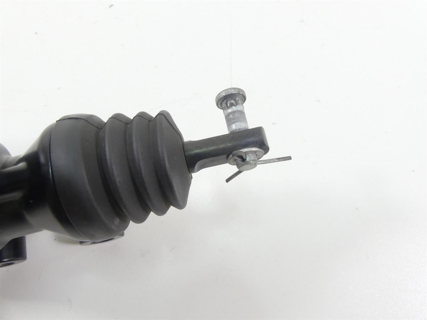 2016 Harley Touring FLHTP Electra Glide Rear Brake Master Cylinder 41700028A {{ shop.shopifyCountryName }} - Mototech271
