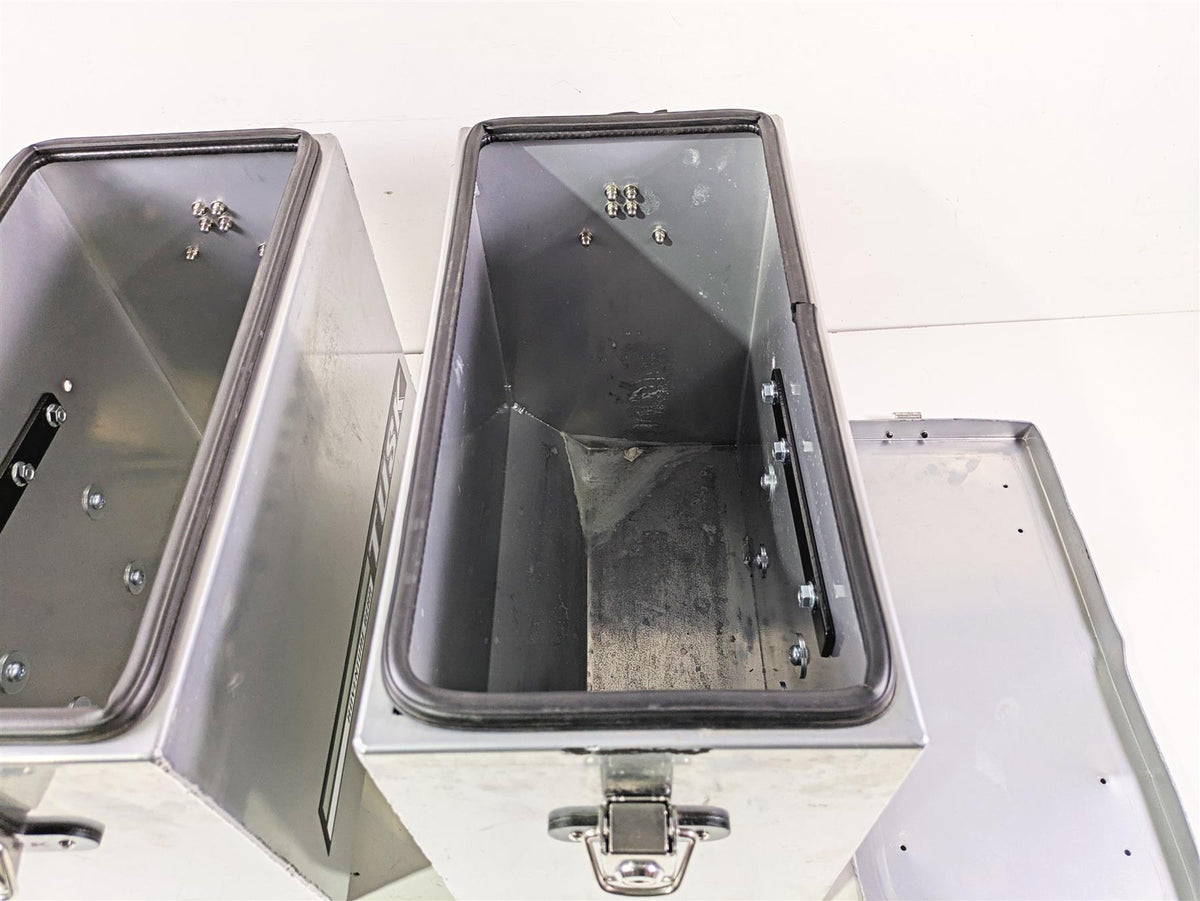 2018 KTM 1290 Super Adv S Tusk Aluminum Silver Panniers V2-Dual 1420090020 {{ shop.shopifyCountryName }} - Mototech271