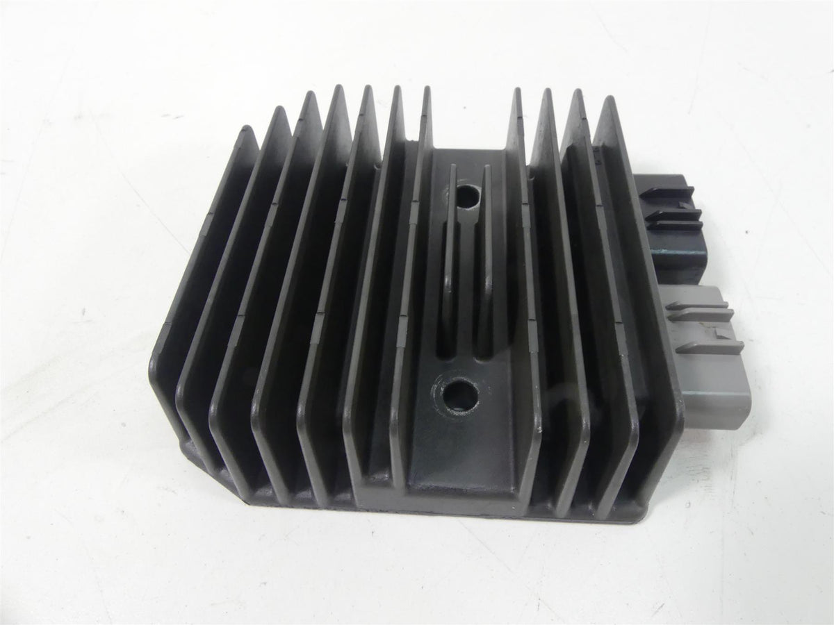 2020 Can-Am Commander 1000R XT Rectifier Voltage Regulator FH024AA 710005842 {{ shop.shopifyCountryName }} - Mototech271