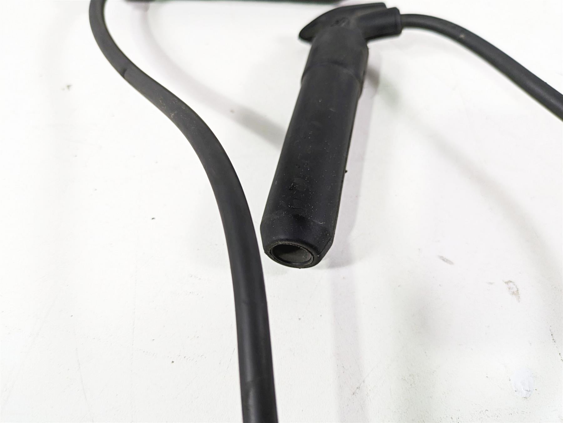 2018 Indian Chieftain Dark Horse Ignition Coil Wires Plugs 4010425 2876049 {{ shop.shopifyCountryName }} - Mototech271