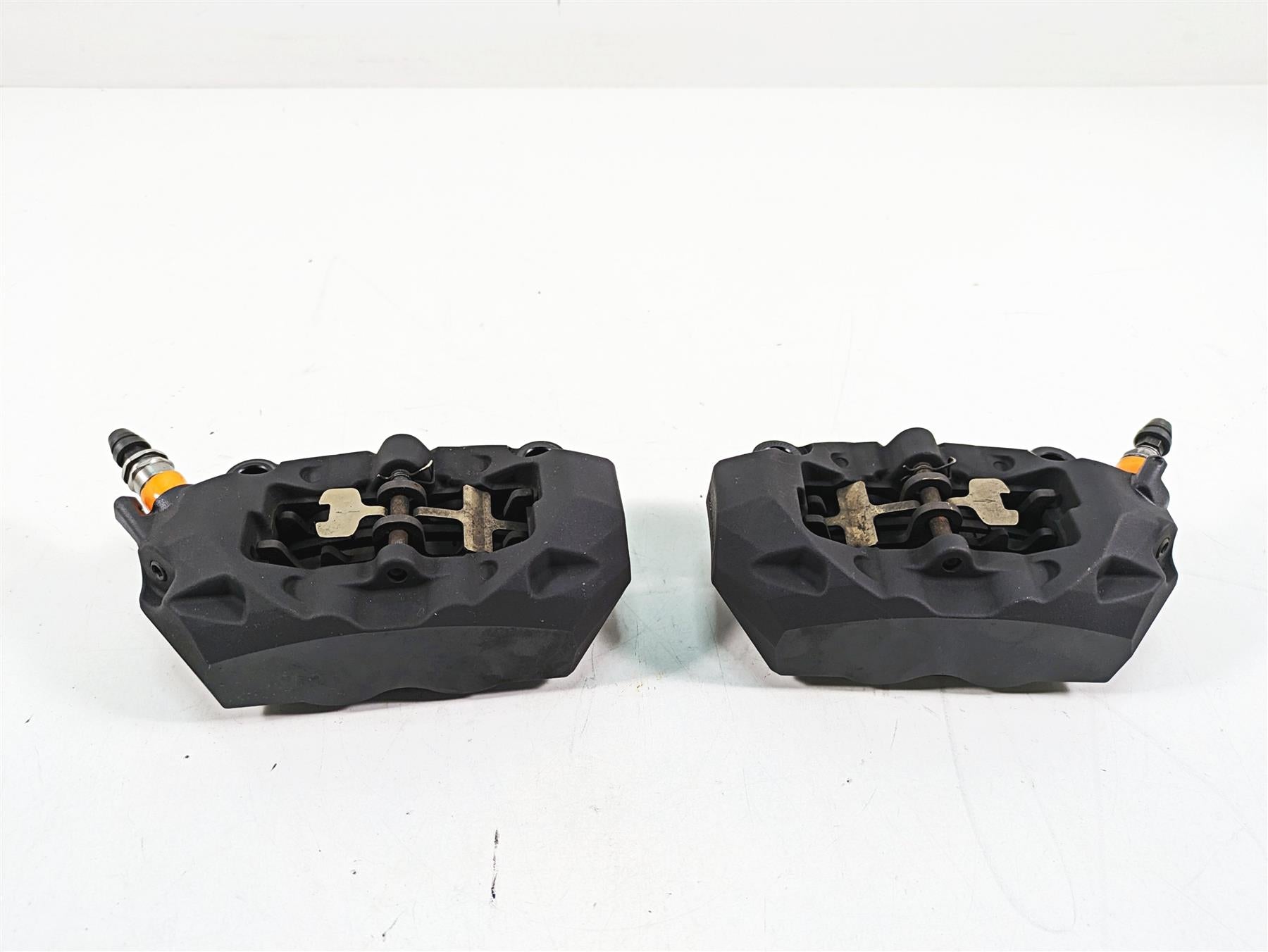 2016 BMW R1200R K53 Brembo Front Brake Caliper Set 34118556205 34118556206 {{ shop.shopifyCountryName }} - Mototech271