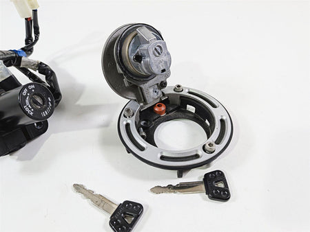 2024 Yamaha YZF R1 RN65 Ignition Switch Key Lock Set B3L-82501-11-00 {{ shop.shopifyCountryName }} - Mototech271
