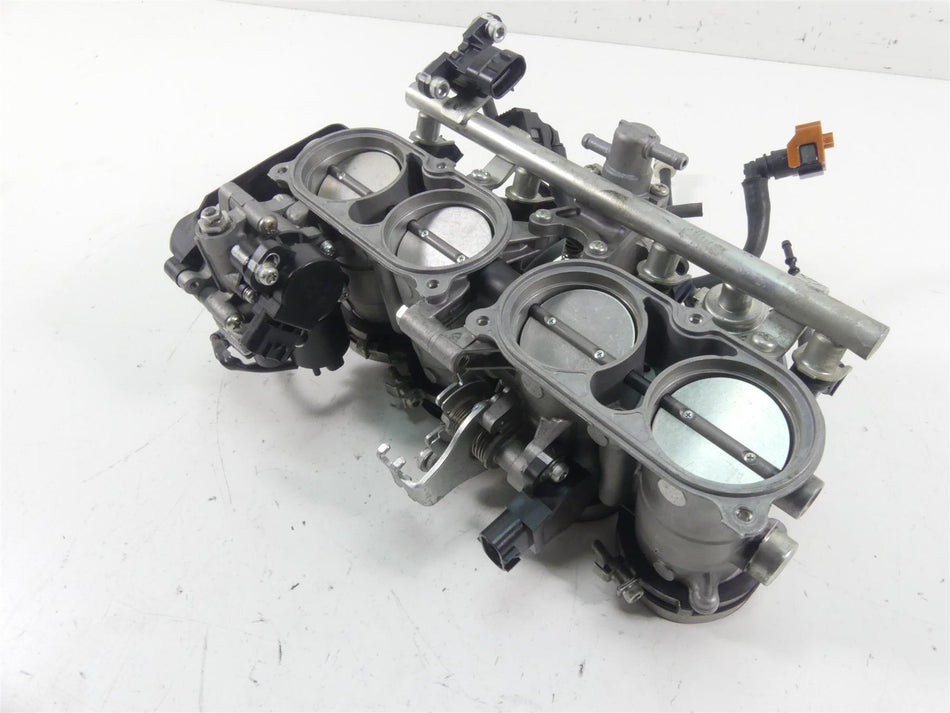 2008 Yamaha FZ1 Fazer Mikuni Throttle Body Bodies & Wiring 2D1-13750-20-00 {{ shop.shopifyCountryName }} - Mototech271