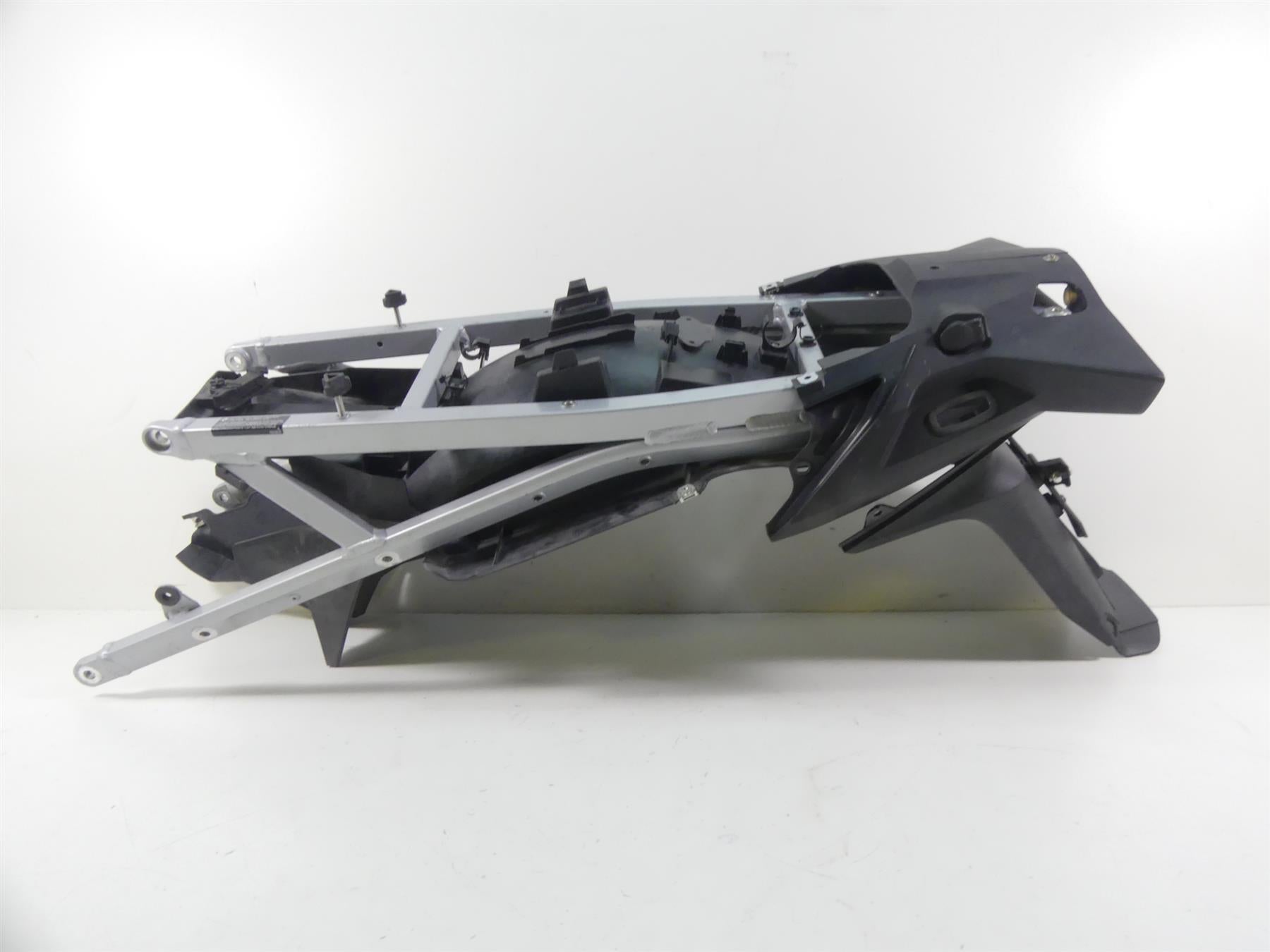 2015 BMW R1200RT K52 Rear Subframe Sub Frame + Inner Fender 46518528588 {{ shop.shopifyCountryName }} - Mototech271