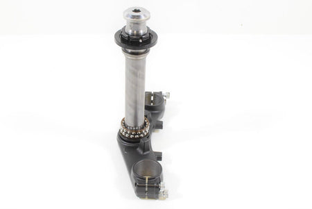 2012 Kawasaki EX650R EX650 R Ninja Lower Triple Tree Steering Stem 44037-0119-18 {{ shop.shopifyCountryName }} - Mototech271