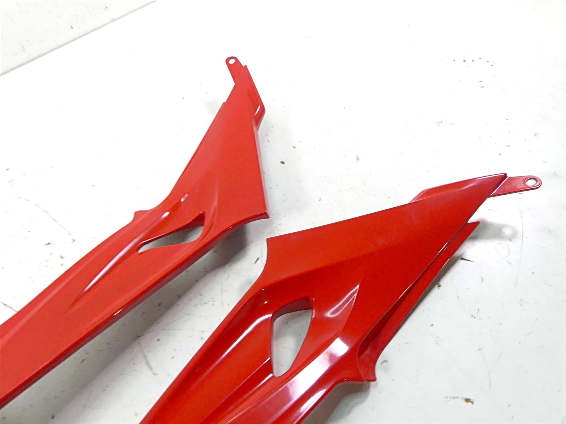 2018 BMW S1000RR K46 Left Right Tank Knee Fairing Set 46638540849 46638540850 {{ shop.shopifyCountryName }} - Mototech271