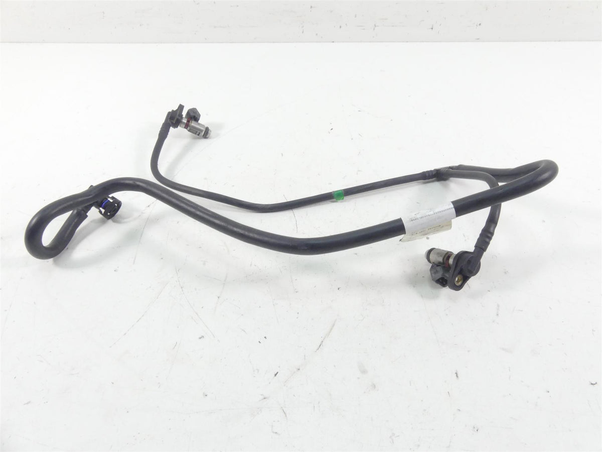 2018 Ducati Hypermotard 939 SP Fuel Gas Petrol Injector & Line Set 28040361A {{ shop.shopifyCountryName }} - Mototech271