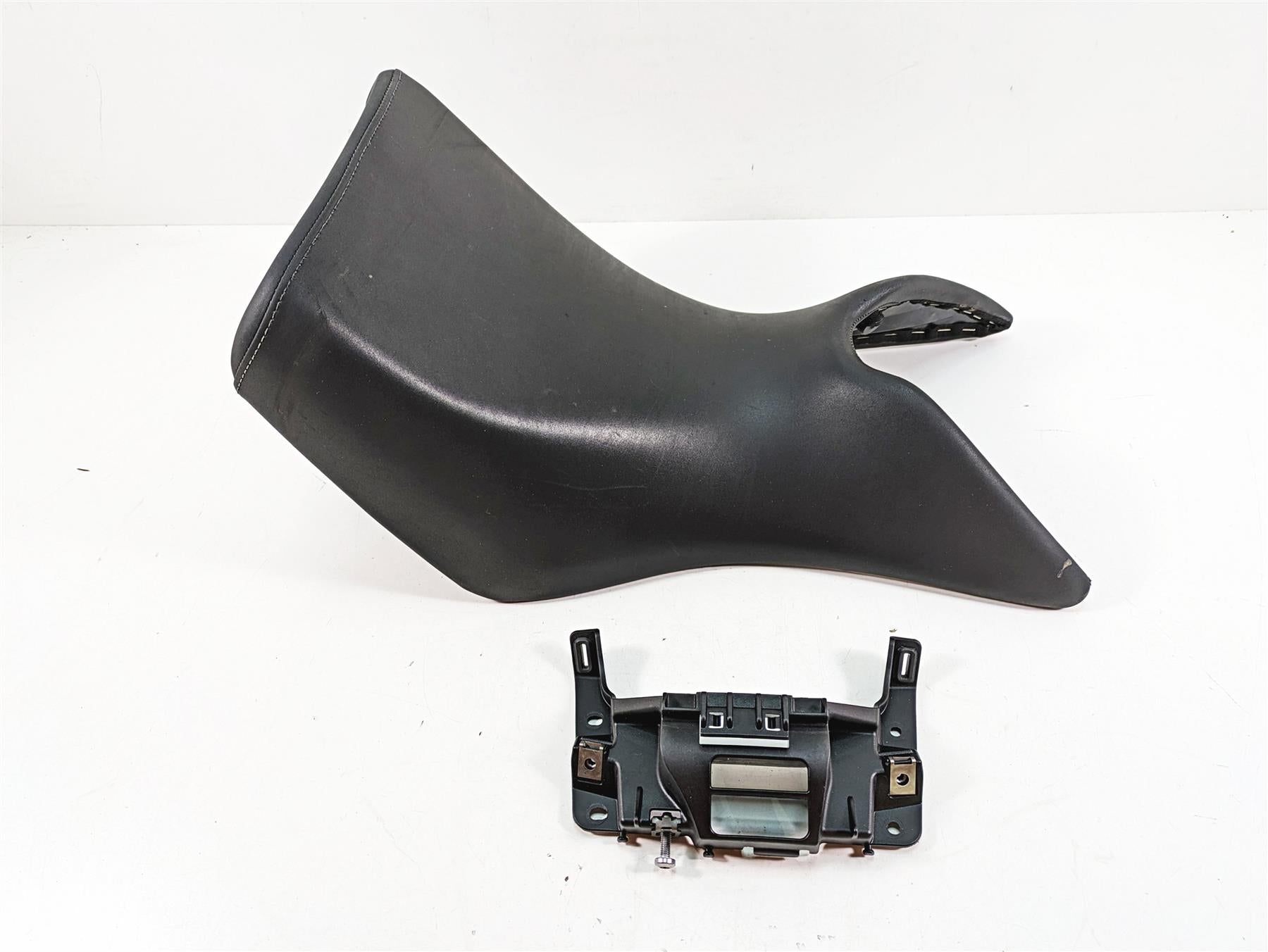 2012 Triumph Tiger 800XC ABS Front Rider Driver Seat Saddle T2304370 {{ shop.shopifyCountryName }} - Mototech271