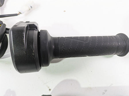 2018 KTM 1290 Super Duke R Ride By Wire E-Throttle Grip Set 60711012000 {{ shop.shopifyCountryName }} - Mototech271