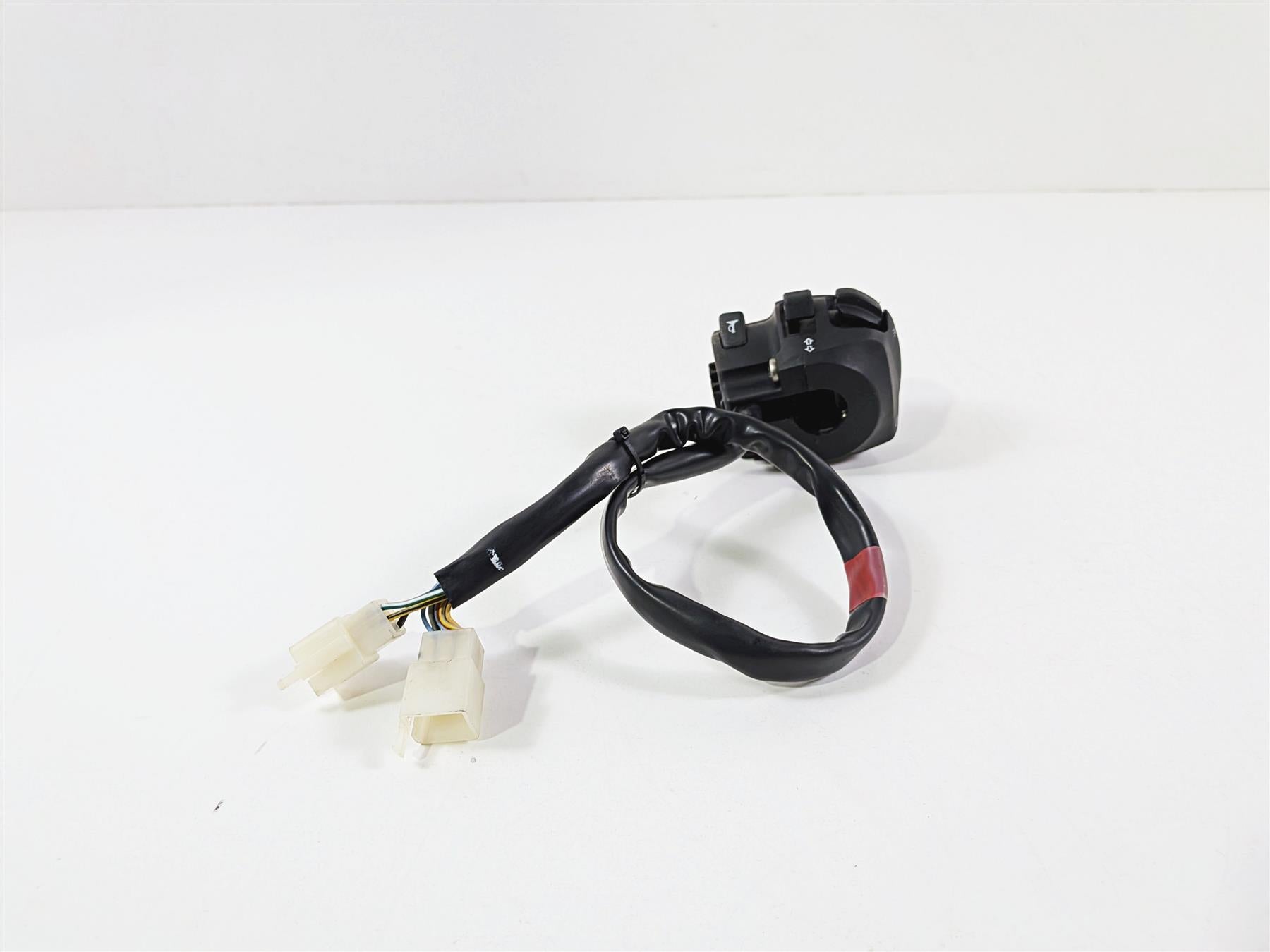 2016 Aprilia RSV 1100 Tuono V4 Factory Left Hand Control Switch 896150 {{ shop.shopifyCountryName }} - Mototech271