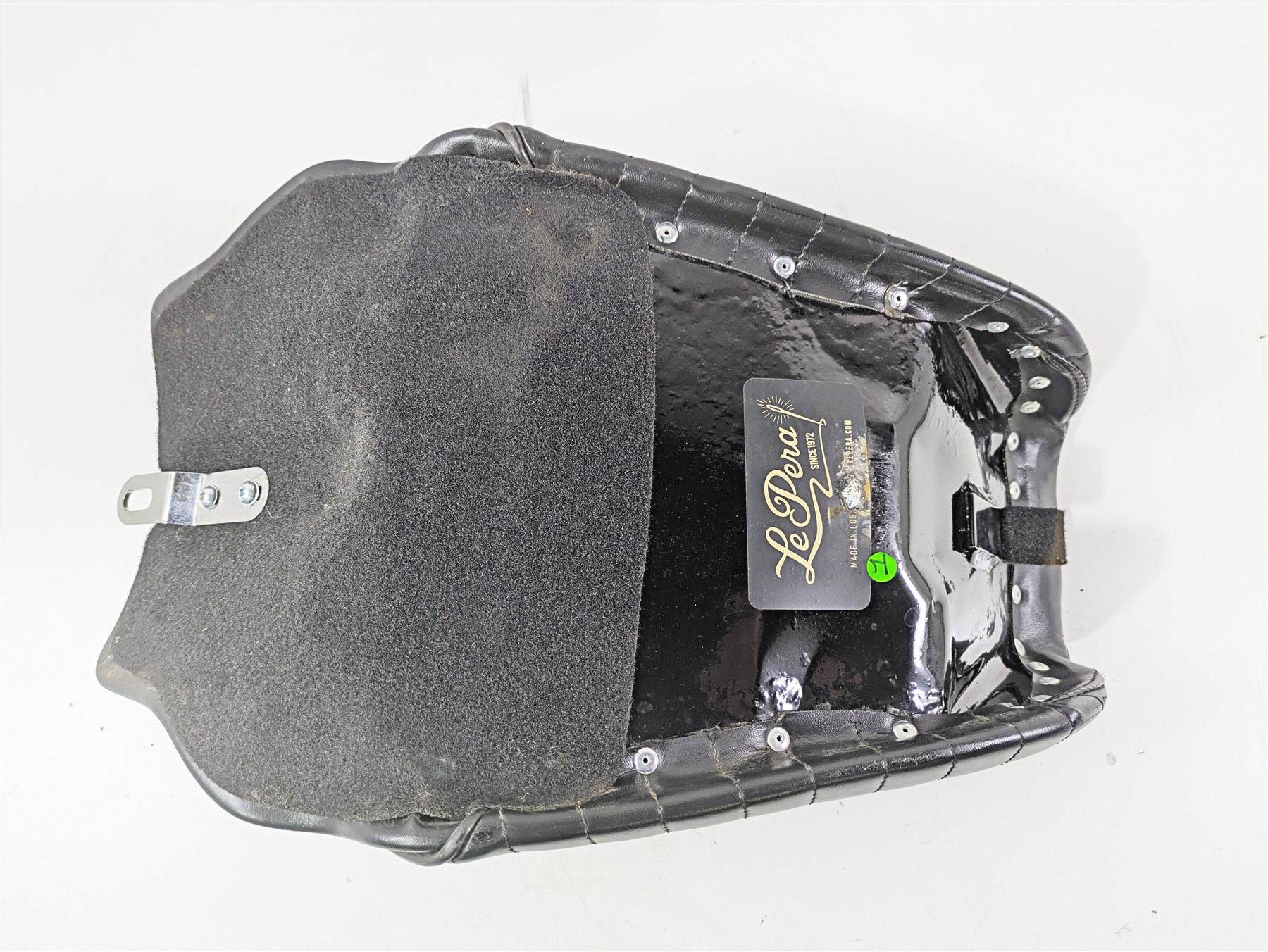 2010 Harley Dyna FXDB Street Bob Le Pera Sprocket Front Solo Seat LK-321PT {{ shop.shopifyCountryName }} - Mototech271