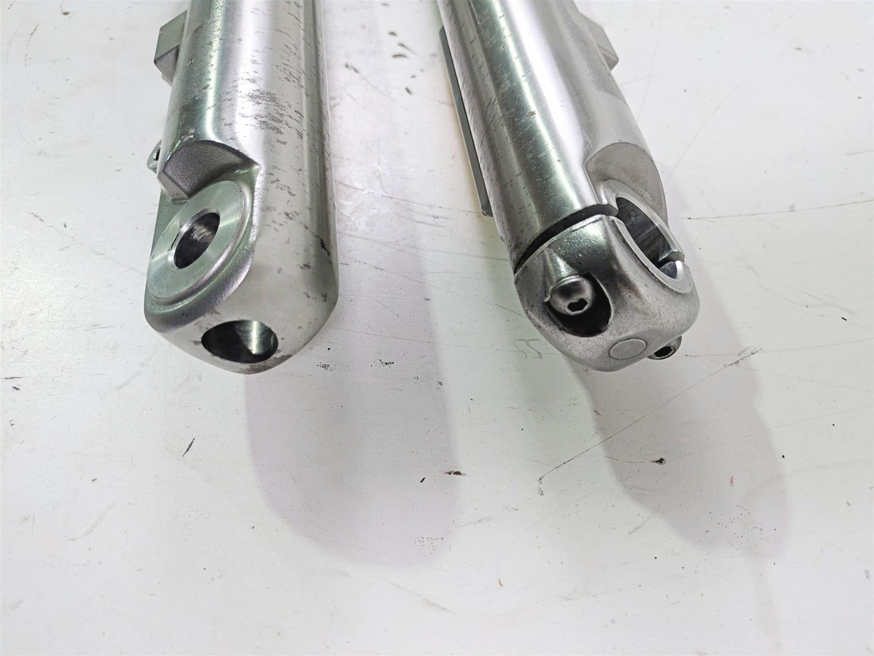 2015 Harley FXDL Dyna Low Rider Front Fork Legs Dual Caliper READ 45400051 {{ shop.shopifyCountryName }} - Mototech271