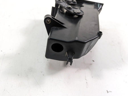 2014 Harley Touring FLHTK Electra Glide Media Phone Compartment Box 76000117 {{ shop.shopifyCountryName }} - Mototech271