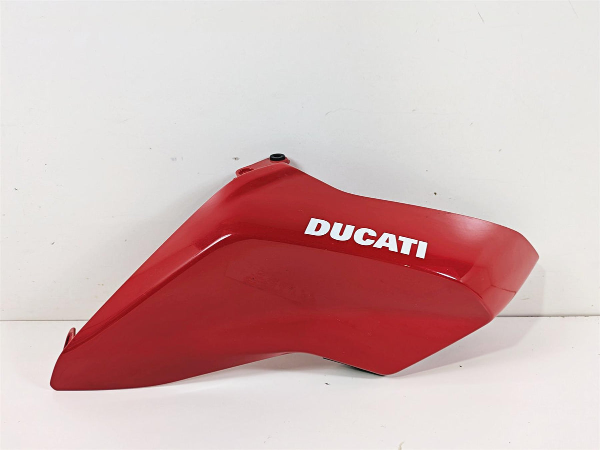 2022 Ducati Hypermotard 950 Red Right Tank Fairing Cover 480P8982AA 48019442A {{ shop.shopifyCountryName }} - Mototech271