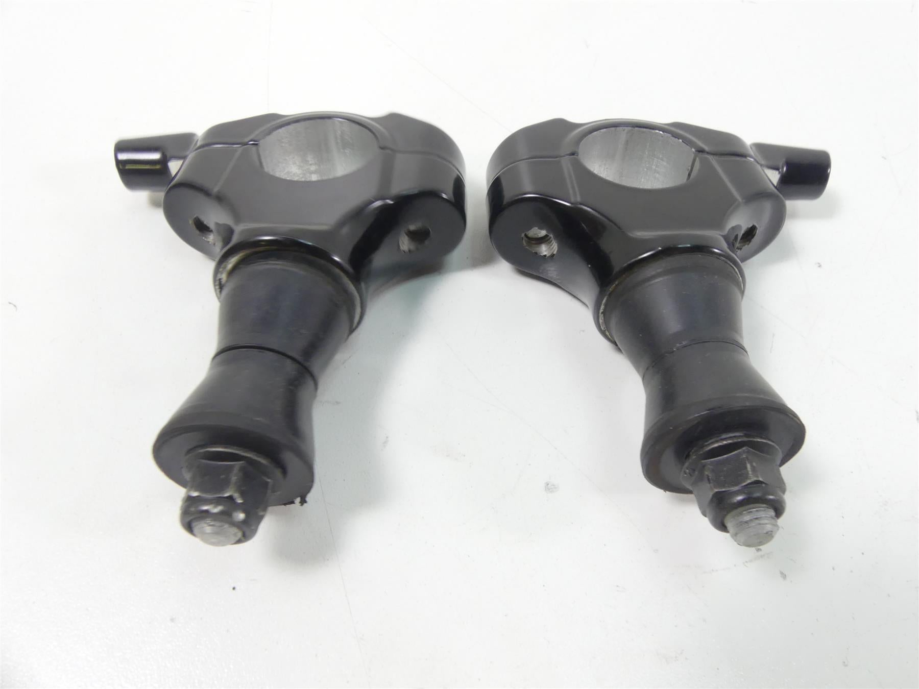 2019 Indian Motorcycle Co. FTR1200 Handlebar Riser Holder Mount Set 1025202 {{ shop.shopifyCountryName }} - Mototech271