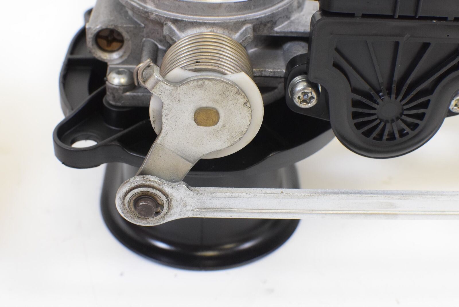 2012 Ducati Multistrada 1200 S Throttle Body Bodies Fuel Injection 28240871A {{ shop.shopifyCountryName }} - Mototech271