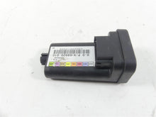 Load image into Gallery viewer, 2005 Harley Touring FLHRSI Road King Tsm Turn Signal Flasher Module 68920-01C | Mototech271
