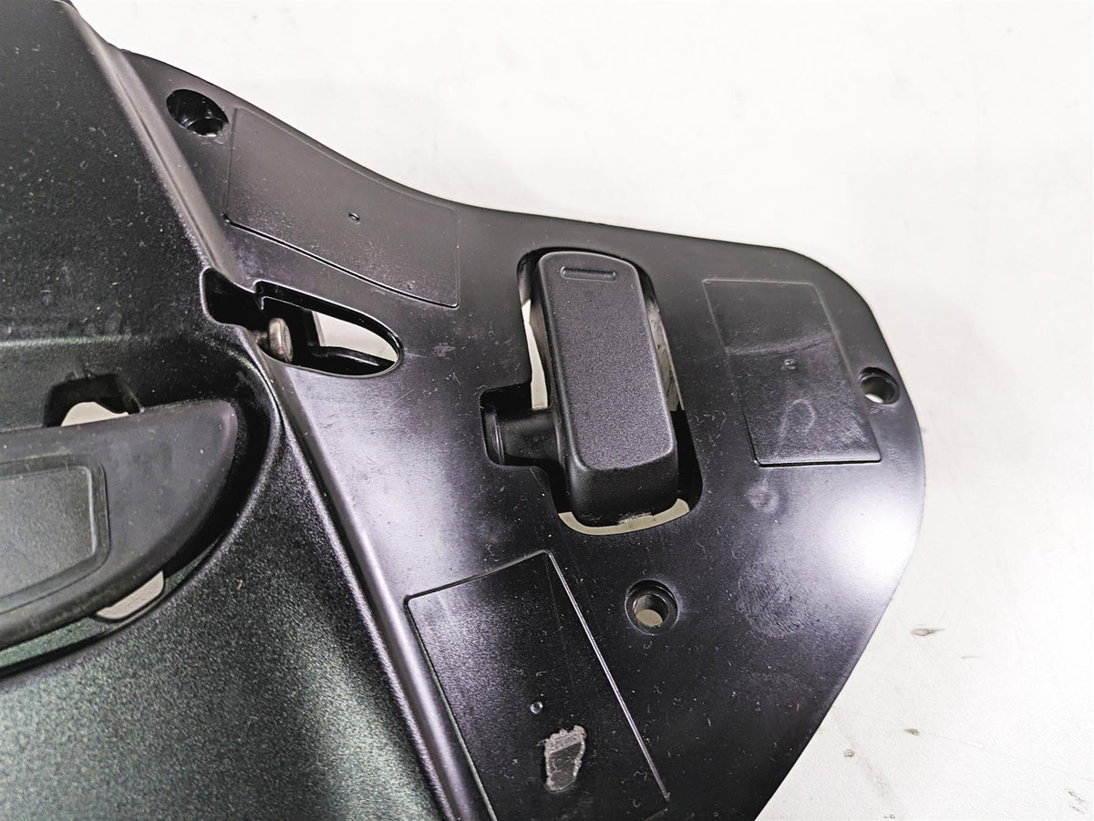 2017 Harley Touring FLTRXS Road Glide Center Upper Air Vent & Cover 29200044 {{ shop.shopifyCountryName }} - Mototech271