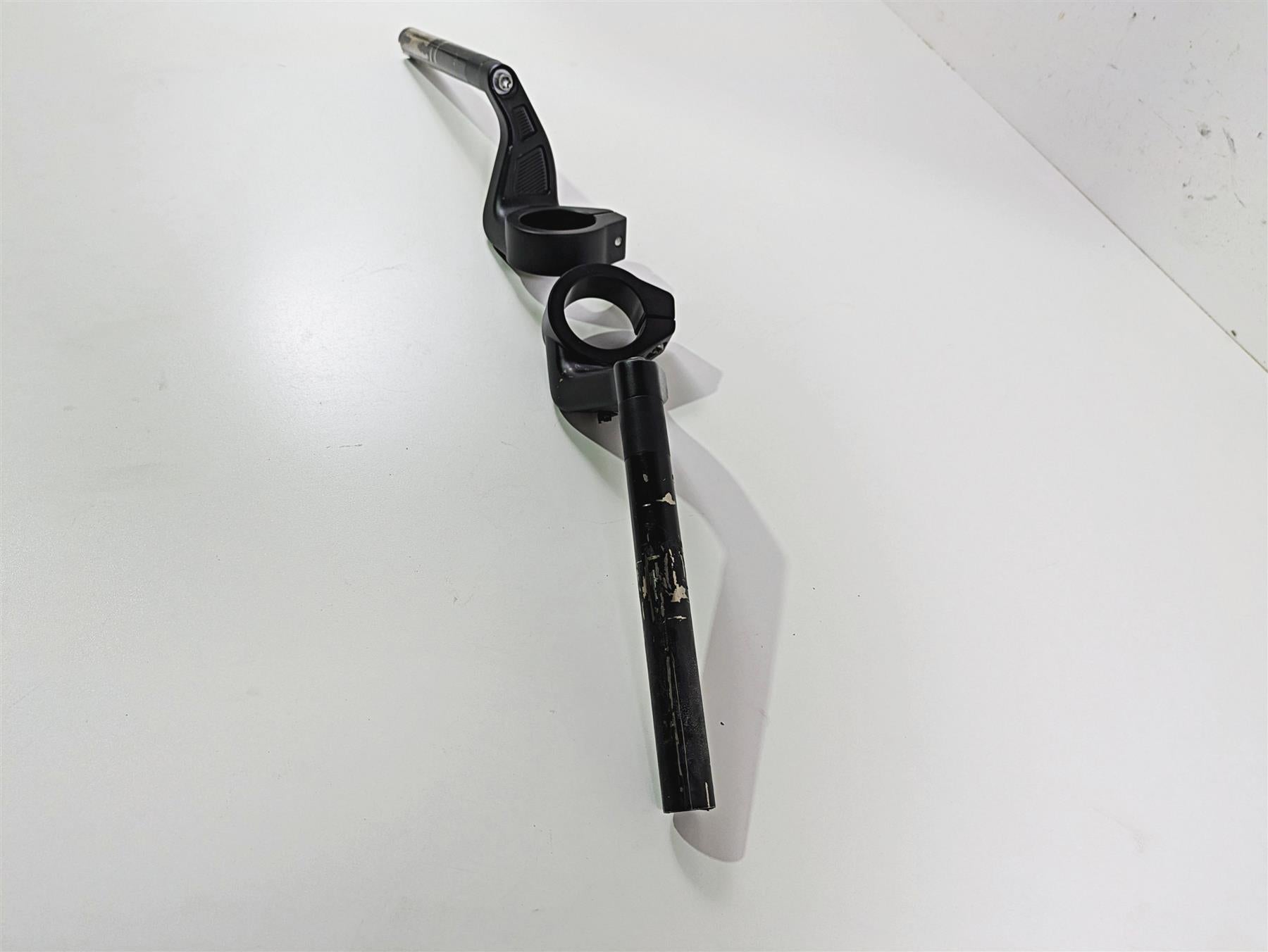 2019 Harley Softail FXDR 114 Clip On Left Right Handlebar Set 55900132 55900131 {{ shop.shopifyCountryName }} - Mototech271