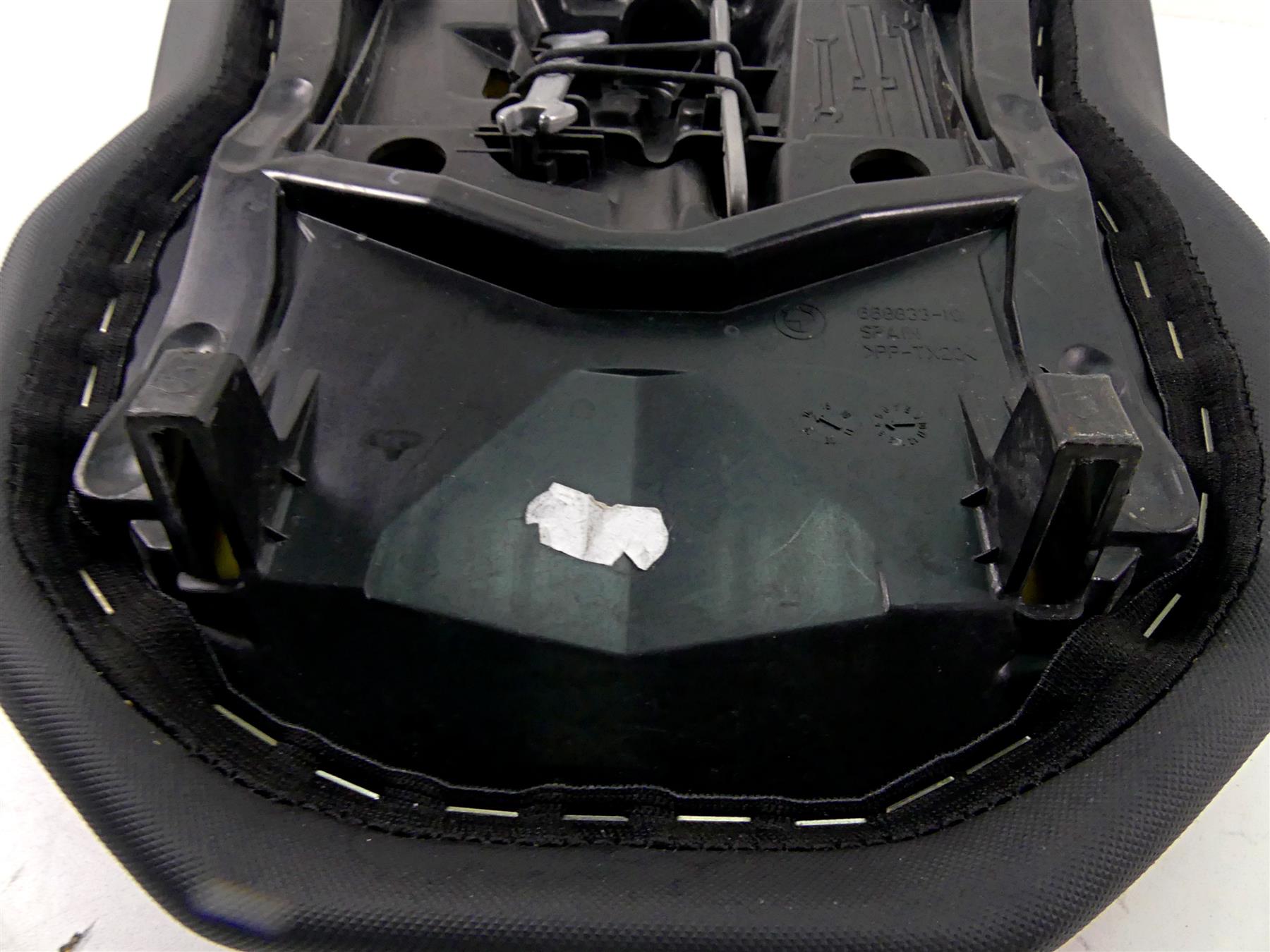 2014 BMW R1200GS K50 Rear Passenger Pillion Seat Saddle 52538536863 52538532739 {{ shop.shopifyCountryName }} - Mototech271