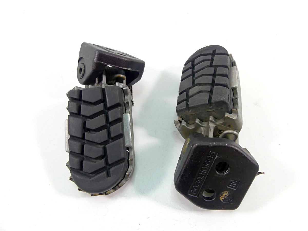 2015 KTM 1190 Adventure Front Rider Driver Foot Peg Set 60003040133 60303101095 {{ shop.shopifyCountryName }} - Mototech271
