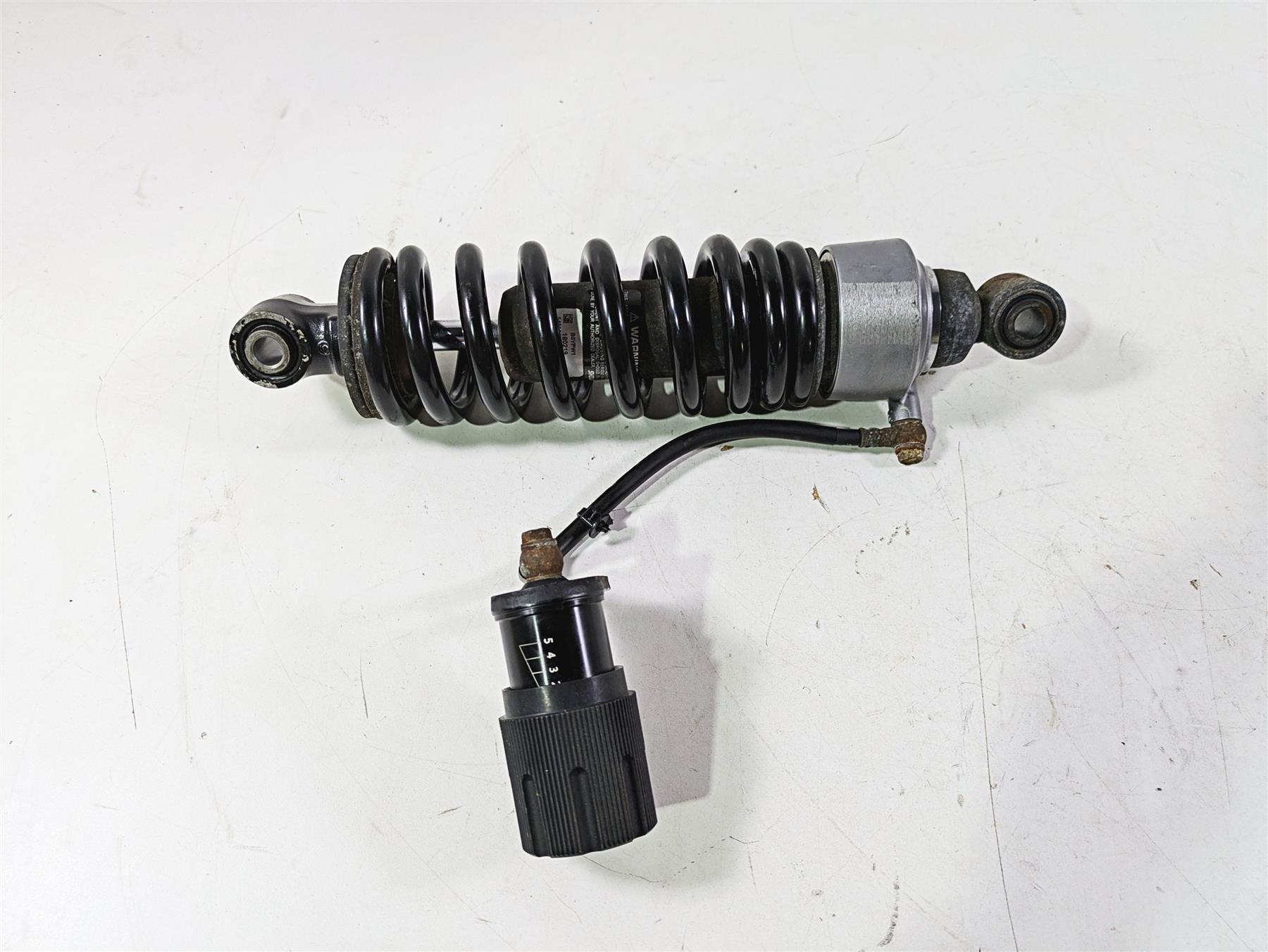2018 Harley Softail FXFBS Fat Bob Straight Rear Suspension Shock Damper 54000111 | Mototech271