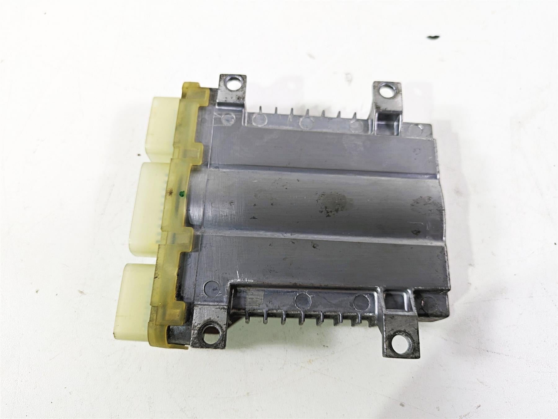 2018 Indian Chieftain Dark Horse Vcm Vehicle Control Module & Fob 2414229 {{ shop.shopifyCountryName }} - Mototech271