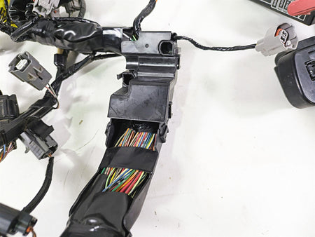 2008 Honda CBR1000RR SC59 Main Wiring Harness Loom - No Cut 32100-MFL-670 {{ shop.shopifyCountryName }} - Mototech271