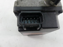 Load image into Gallery viewer, 2005 Harley Touring CVO FLHTCSE Electra Glide Cruise Control Module 70955-04
