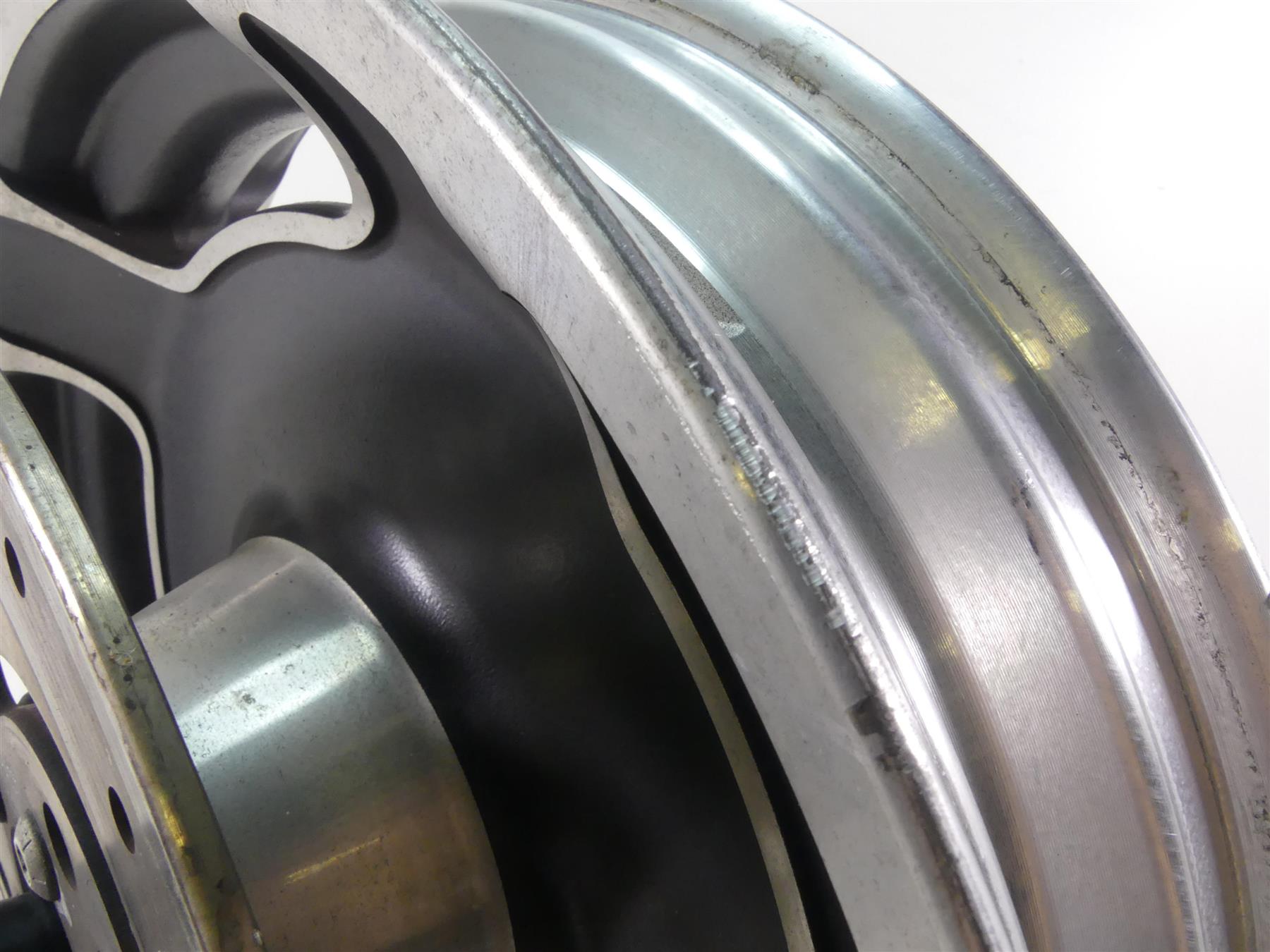 2002 Harley Touring FLHRCI Road King Rear Straight 16x3 Wheel Rim 41288-06 {{ shop.shopifyCountryName }} - Mototech271