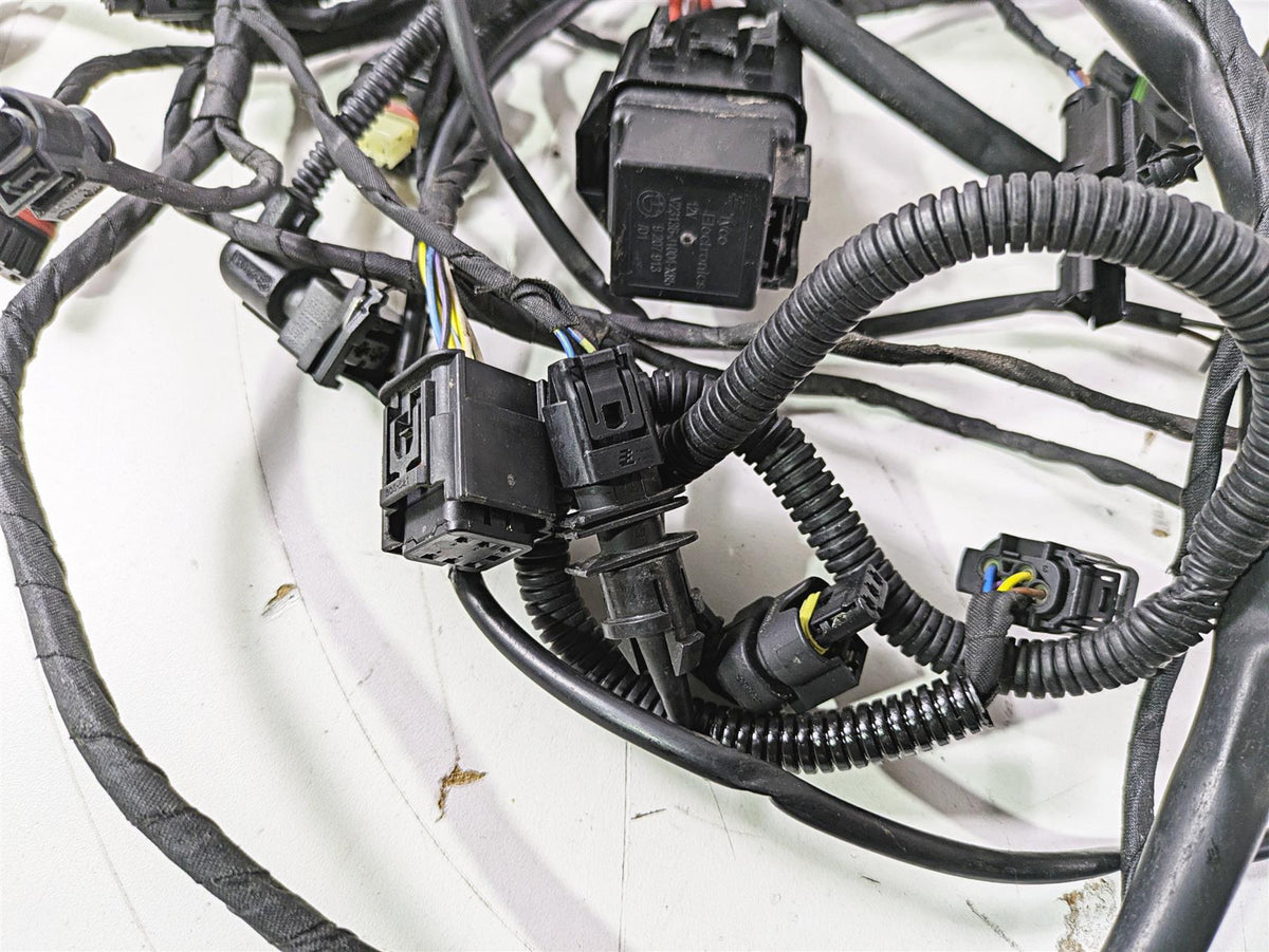 2016 BMW R1200GS GSW K50 Main & Engine Wiring Harness -No Cuts 61118562116 {{ shop.shopifyCountryName }} - Mototech271