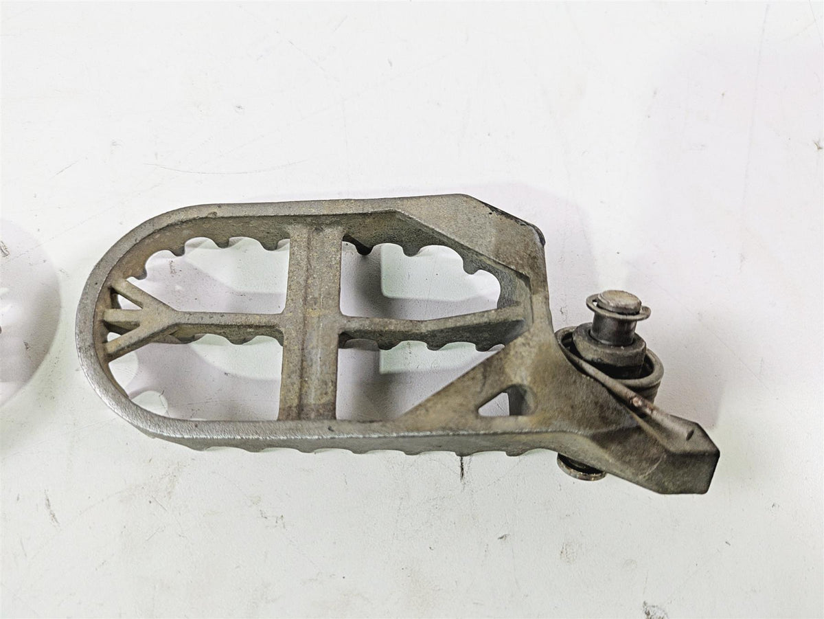 2015 BMW R1200 GS Adv K51 Rider Footpeg Foot Peg Set 46718529843 46718529844 {{ shop.shopifyCountryName }} - Mototech271
