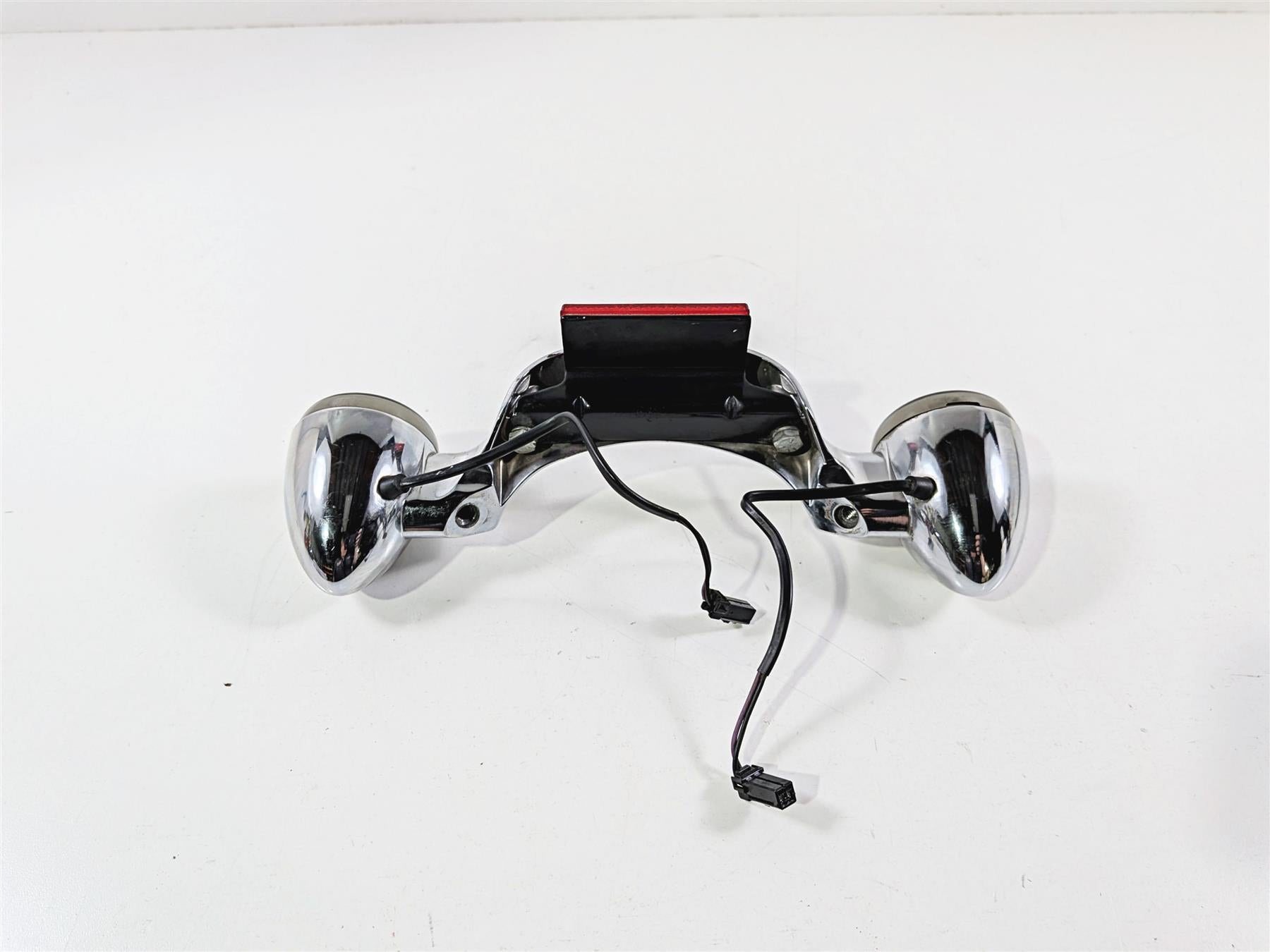 2011 Harley Touring FLHTCU CVO Electra Glide Rear Turn Signal Bar 69824-09-Mototech271