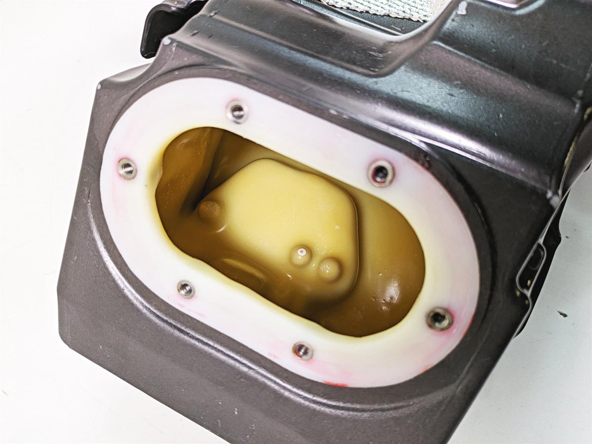 2020 Aprilia Tuono V4 Factory Fuel Gas Petrol Tank - Scratches 2H003689000XHG {{ shop.shopifyCountryName }} - Mototech271