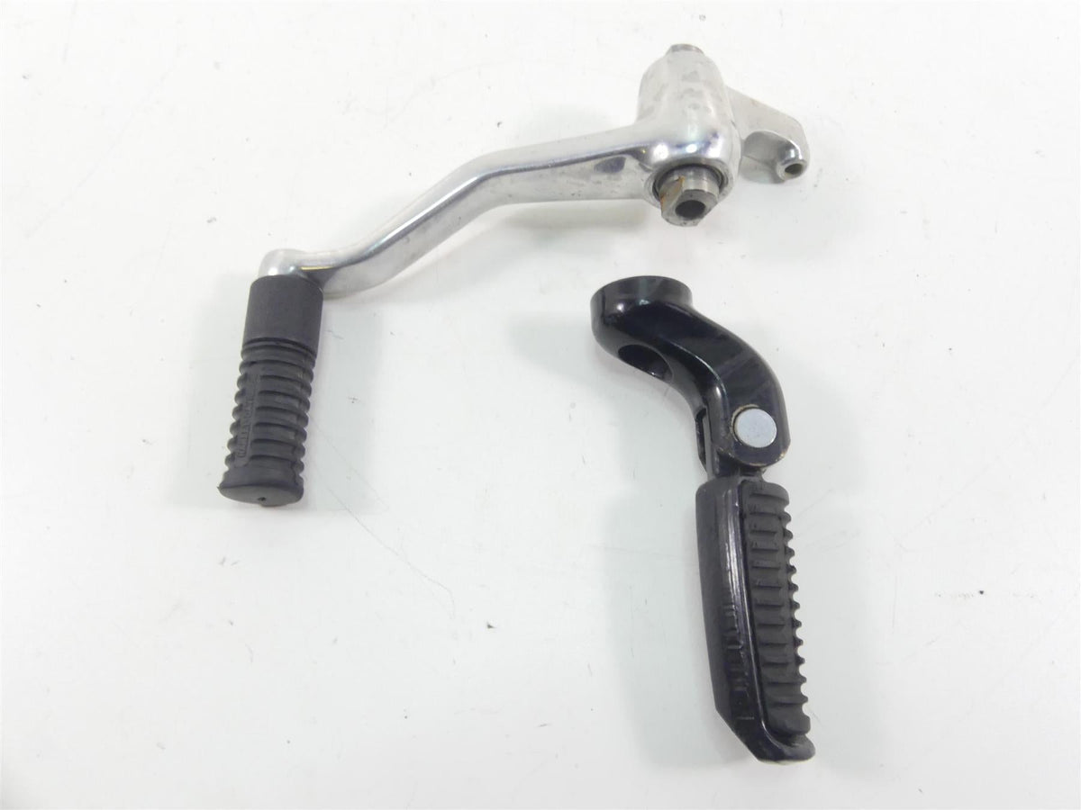 2011 Harley VRSCF Muscle Rod Left Front Footpeg & Shifter 50272-02B 33757-01A {{ shop.shopifyCountryName }} - Mototech271