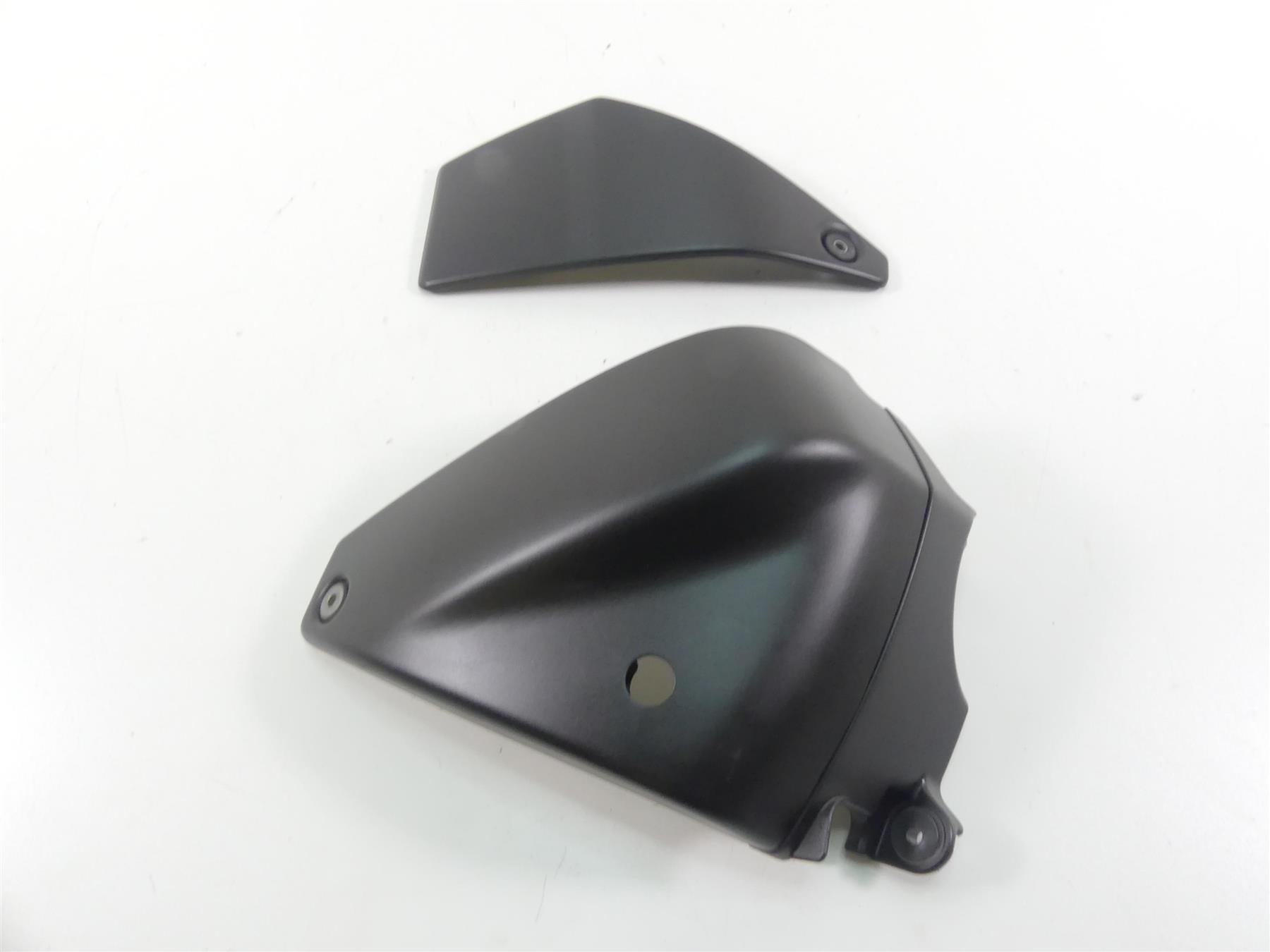 2009 Yamaha XV1700 Road Star Warrior Side Cover Fairing Cowl Set 5PX-2179W-70 {{ shop.shopifyCountryName }} - Mototech271