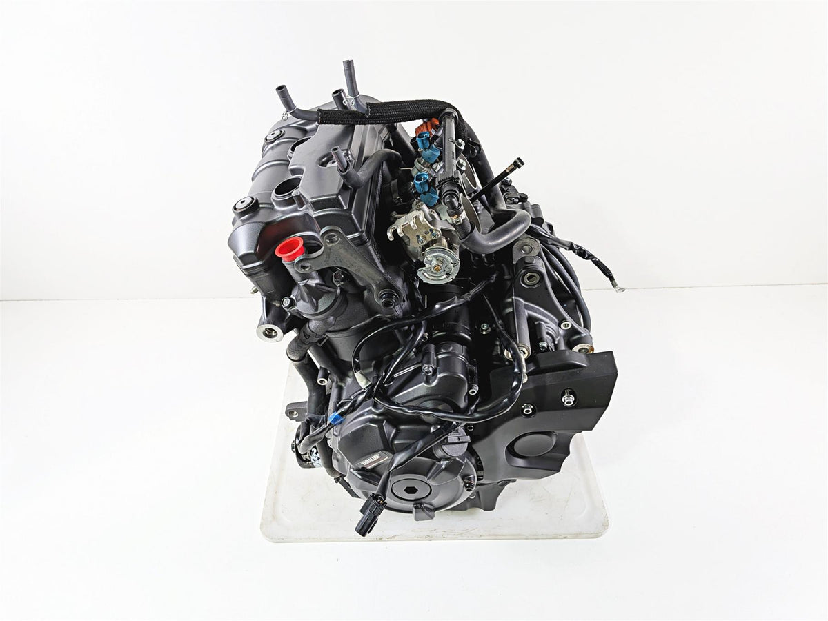 2025 Yamaha YZF R7 Running M418E Engine Motor 2K - Video 1WS-15100-29-00 {{ shop.shopifyCountryName }} - Mototech271