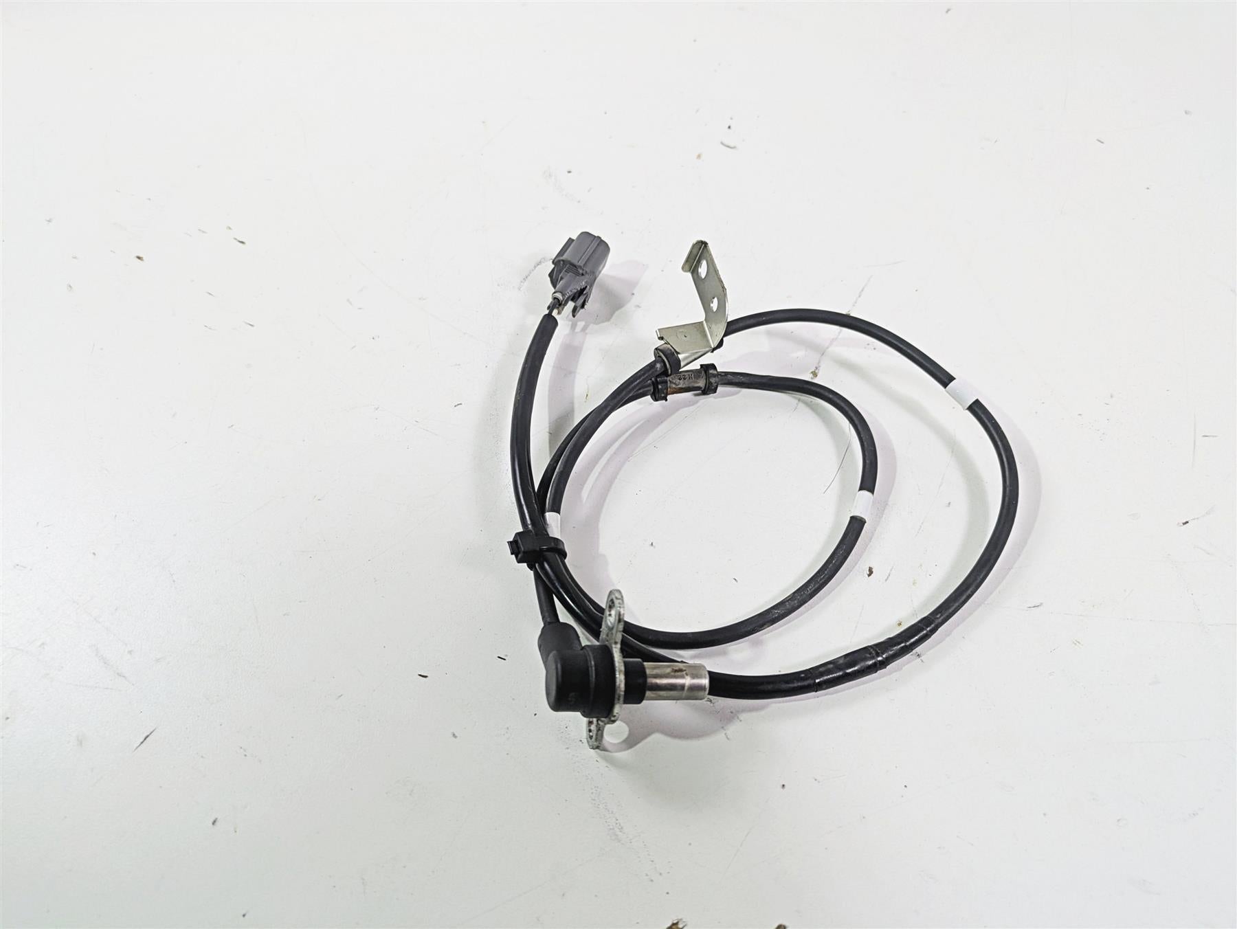 2023 Kawasaki ZX1400 ZX14R Ninja Front Abs Brake Wheel Speed Sensor 21176-0051 {{ shop.shopifyCountryName }} - Mototech271