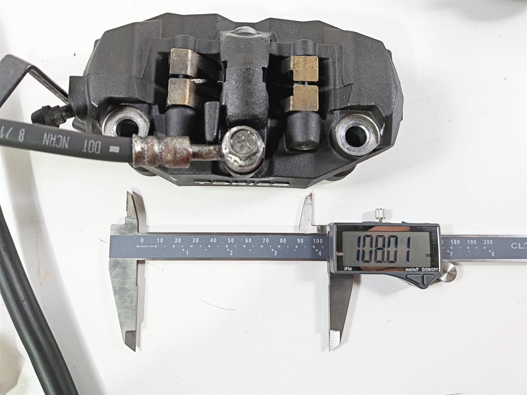 2014 Suzuki M109R VZR1800 Boulevard Front Brake Calipers 108mm 59100-41G40-999 {{ shop.shopifyCountryName }} - Mototech271