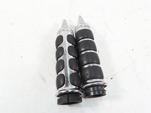 Load image into Gallery viewer, 2011 Harley Touring FLTRU Road Glide Aftermarket Spike Hand Grip Set | Mototech271
