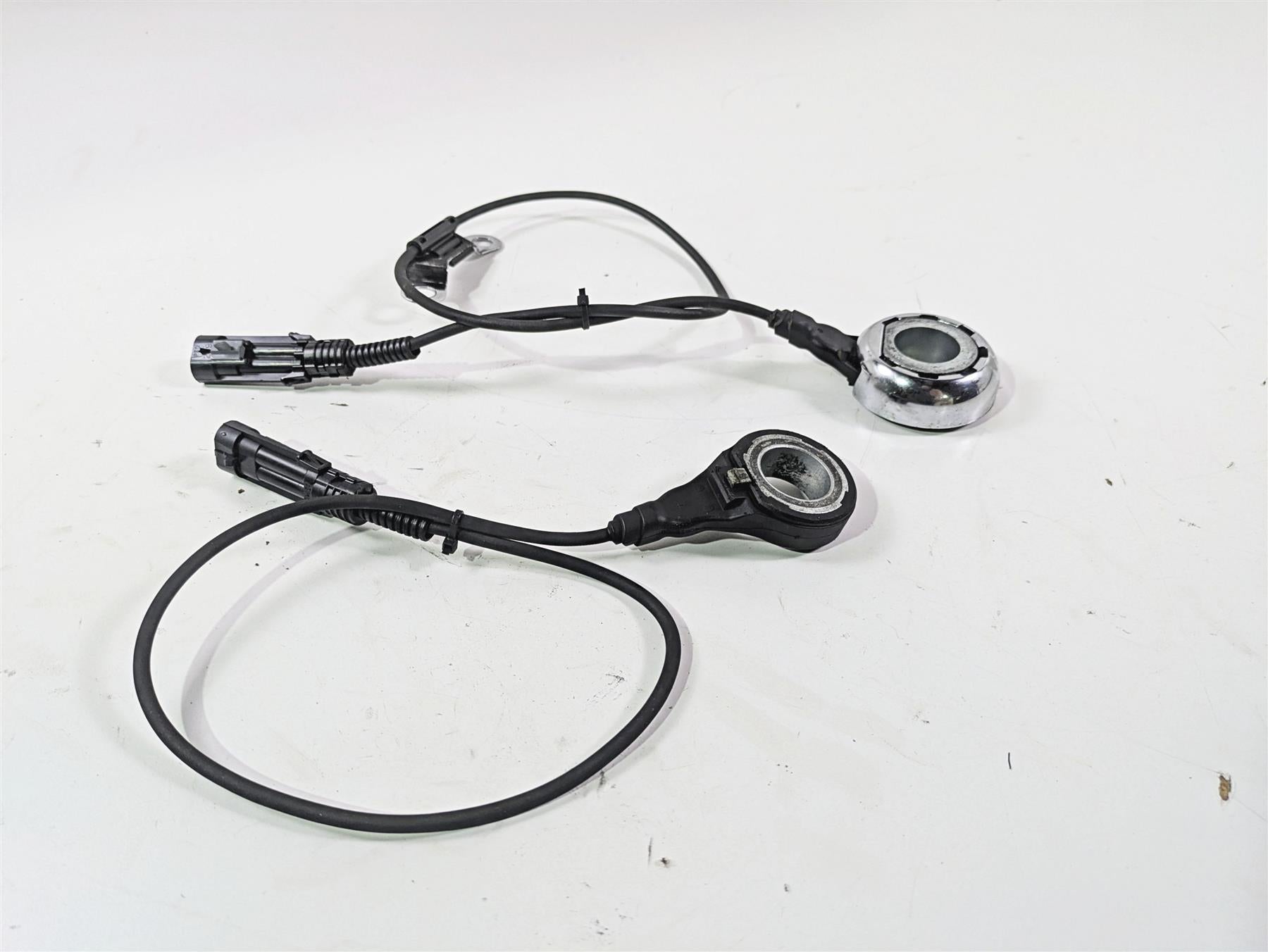 2010 Harley Touring FLHXSE CVO Street Glide Abs Brake Speed Sensor Set 40614-08 {{ shop.shopifyCountryName }} - Mototech271
