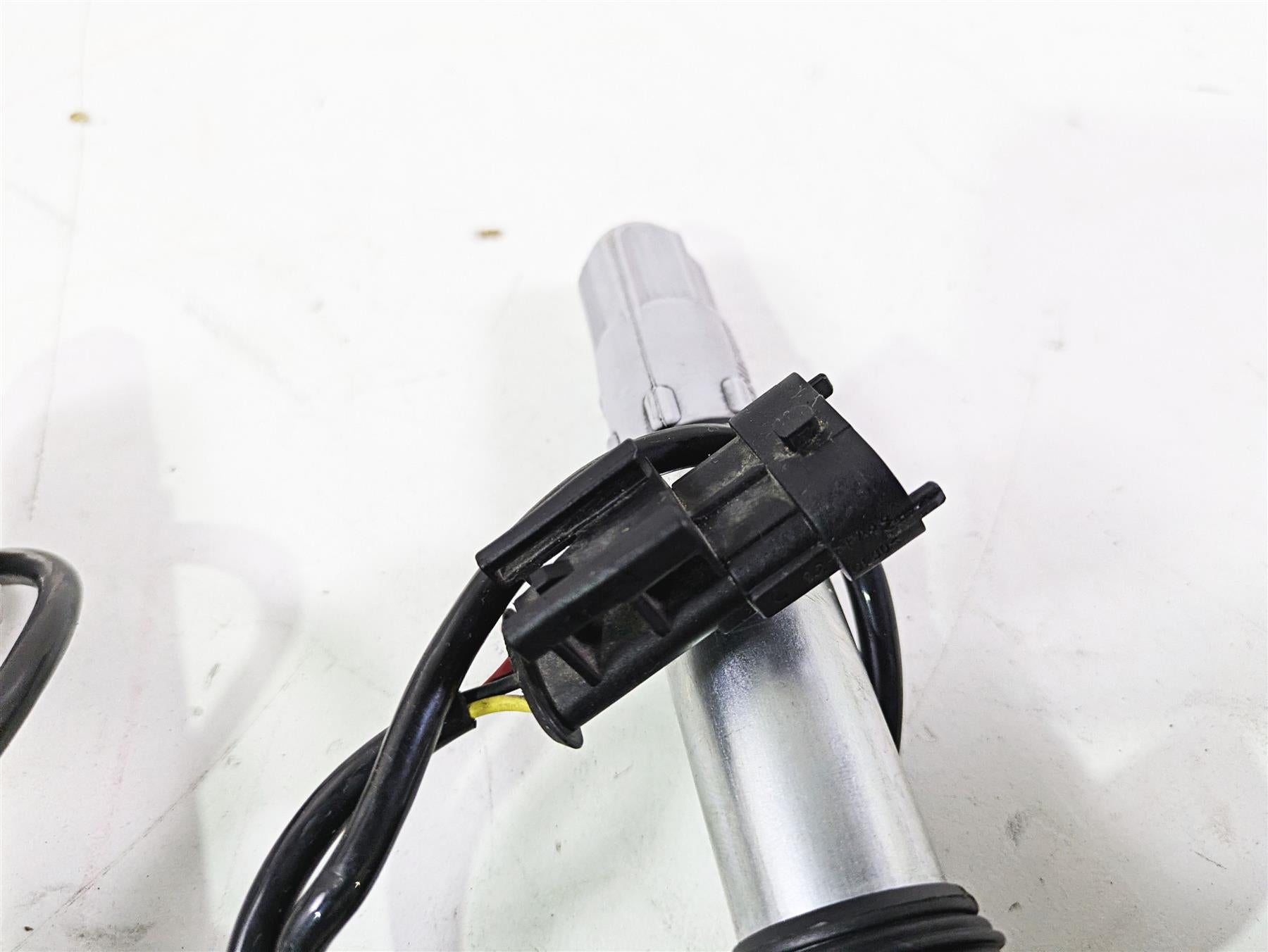 2008 Ducati SBK 1098 S Beru Ignition Coil Stick Coils Set 38010143B {{ shop.shopifyCountryName }} - Mototech271
