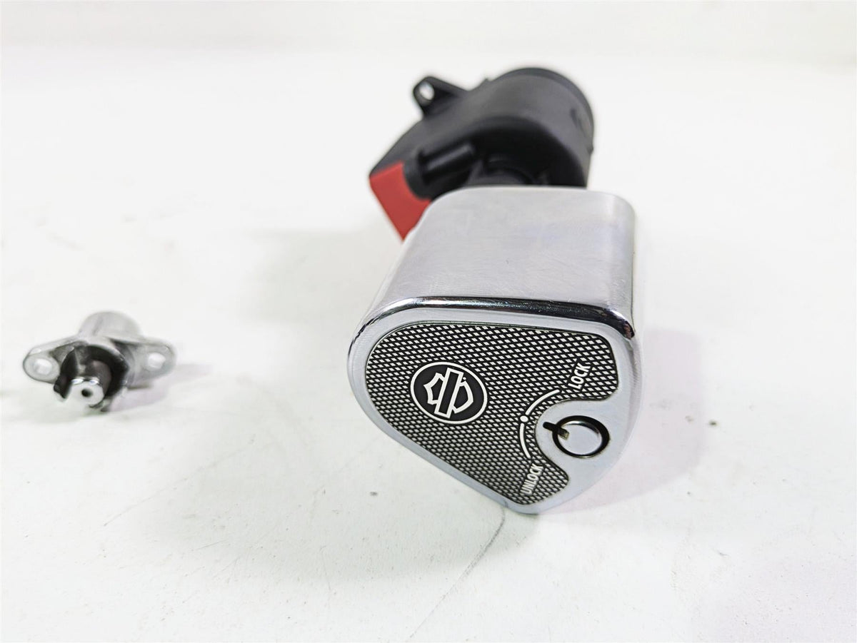 2011 Harley Touring FLHTCUSE CVO E-Glide Ignition Switch Power Lock 76611-10 {{ shop.shopifyCountryName }} - Mototech271