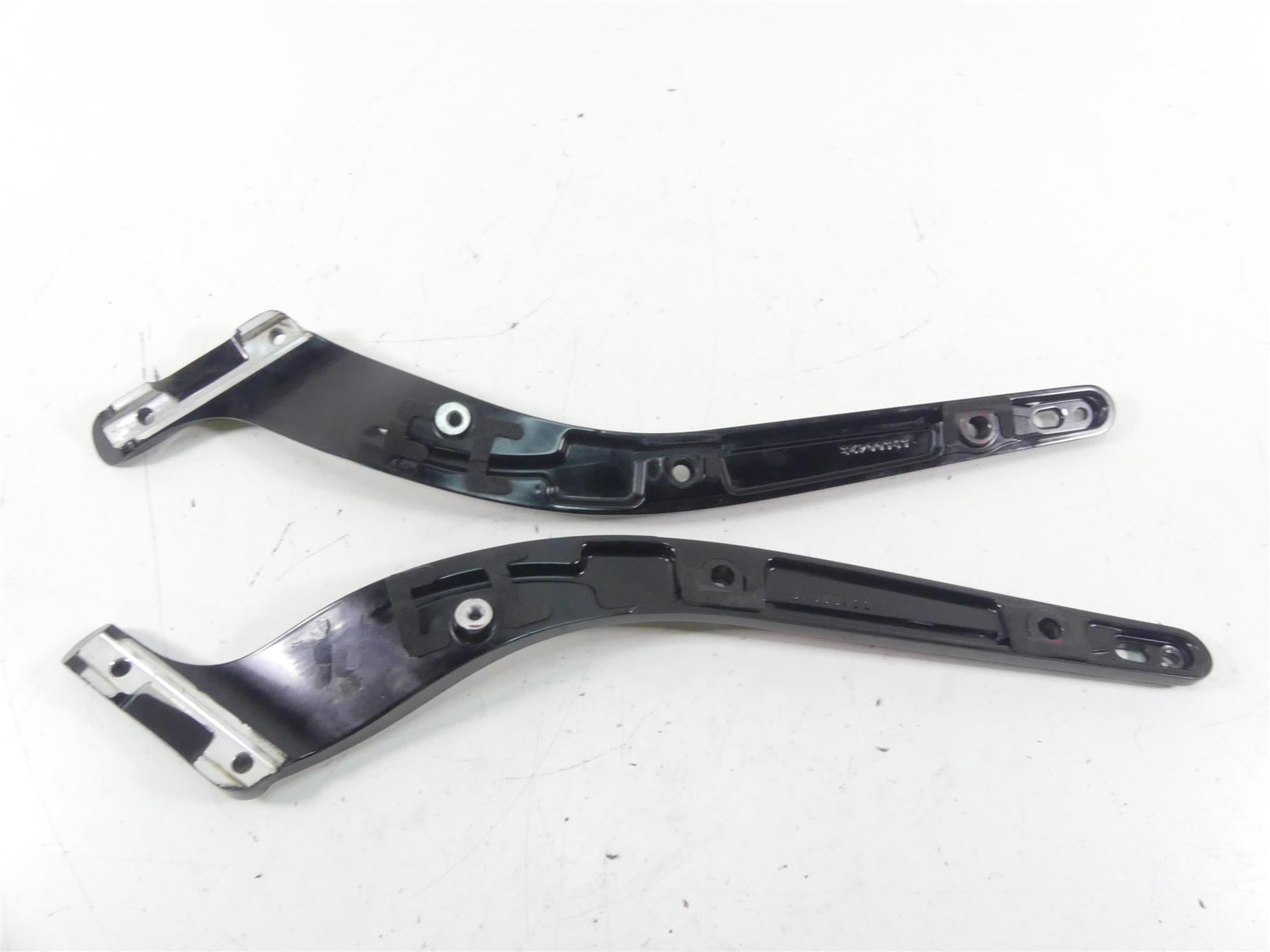 2019 Harley Softail FXBB Street Bob Rear Fender Braces Struts 59500422 59500423 {{ shop.shopifyCountryName }} - Mototech271