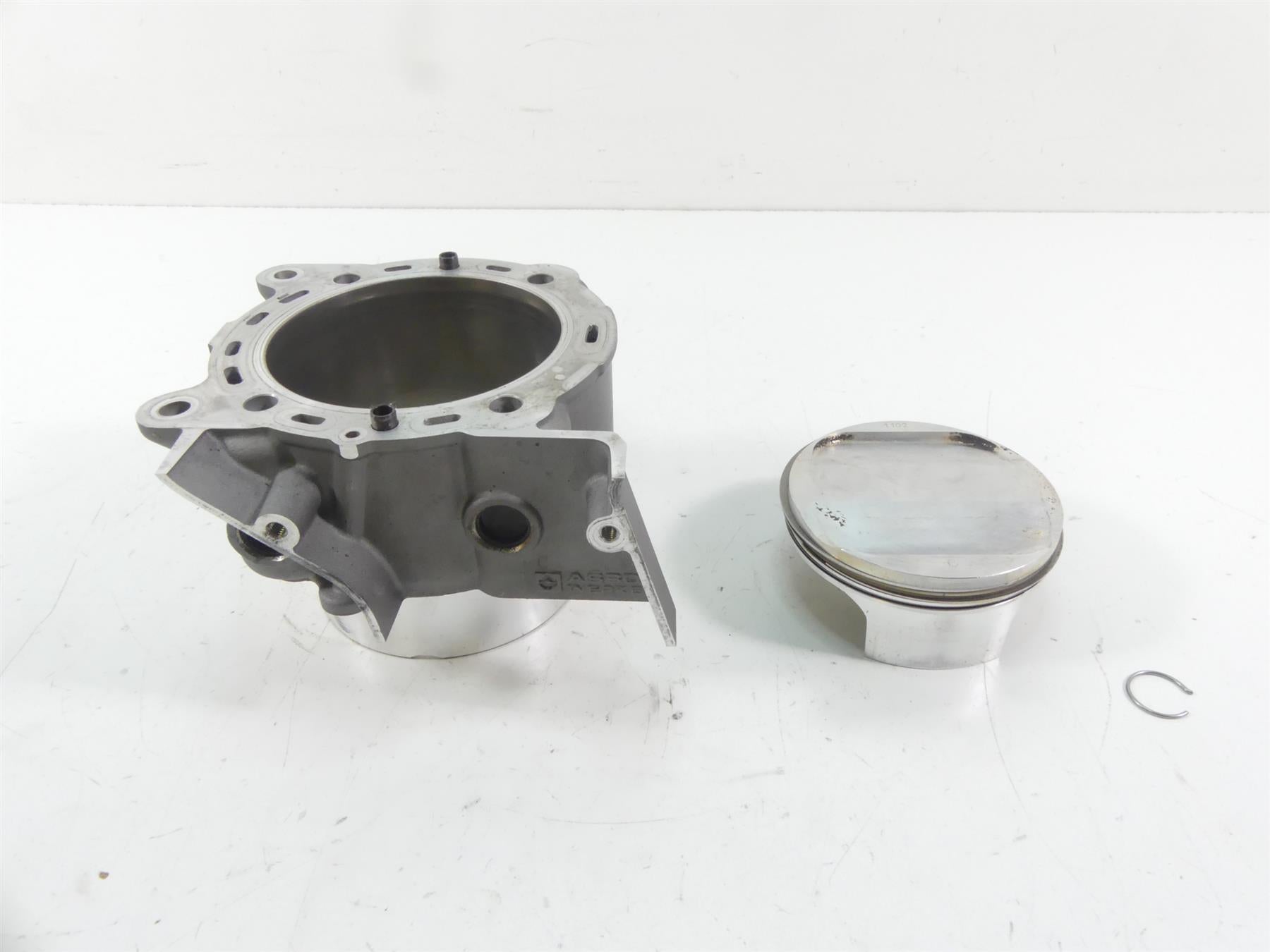 2015 Ducati Diavel Dark Rear Cylinder Jug Barrel And Piston 120Z0141AB | Mototech271