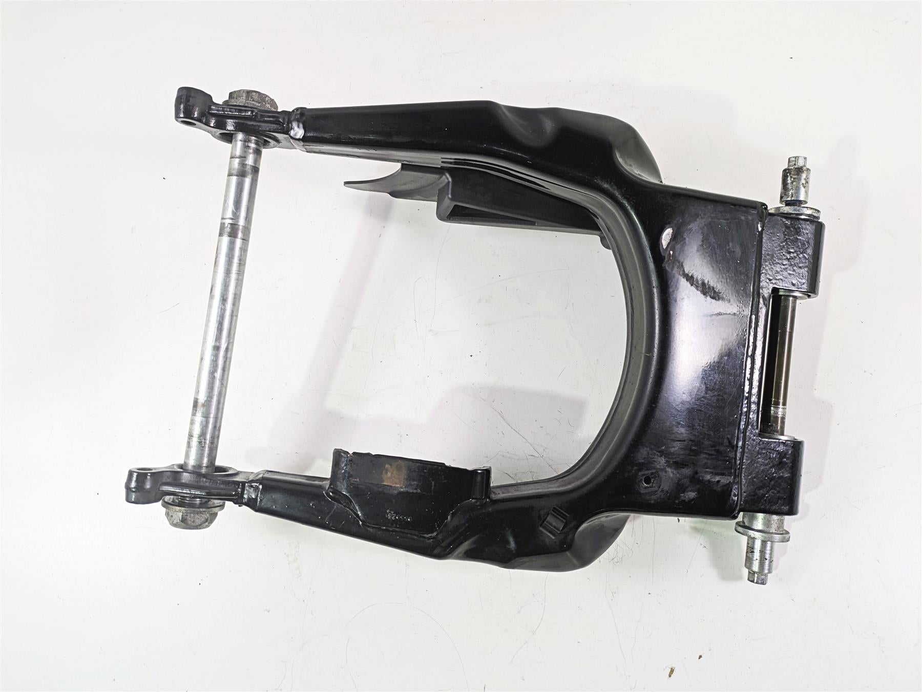 2010 Harley Touring FLHXSE CVO Street Glide Rear Swingarm Swing Arm 45470-09 {{ shop.shopifyCountryName }} - Mototech271