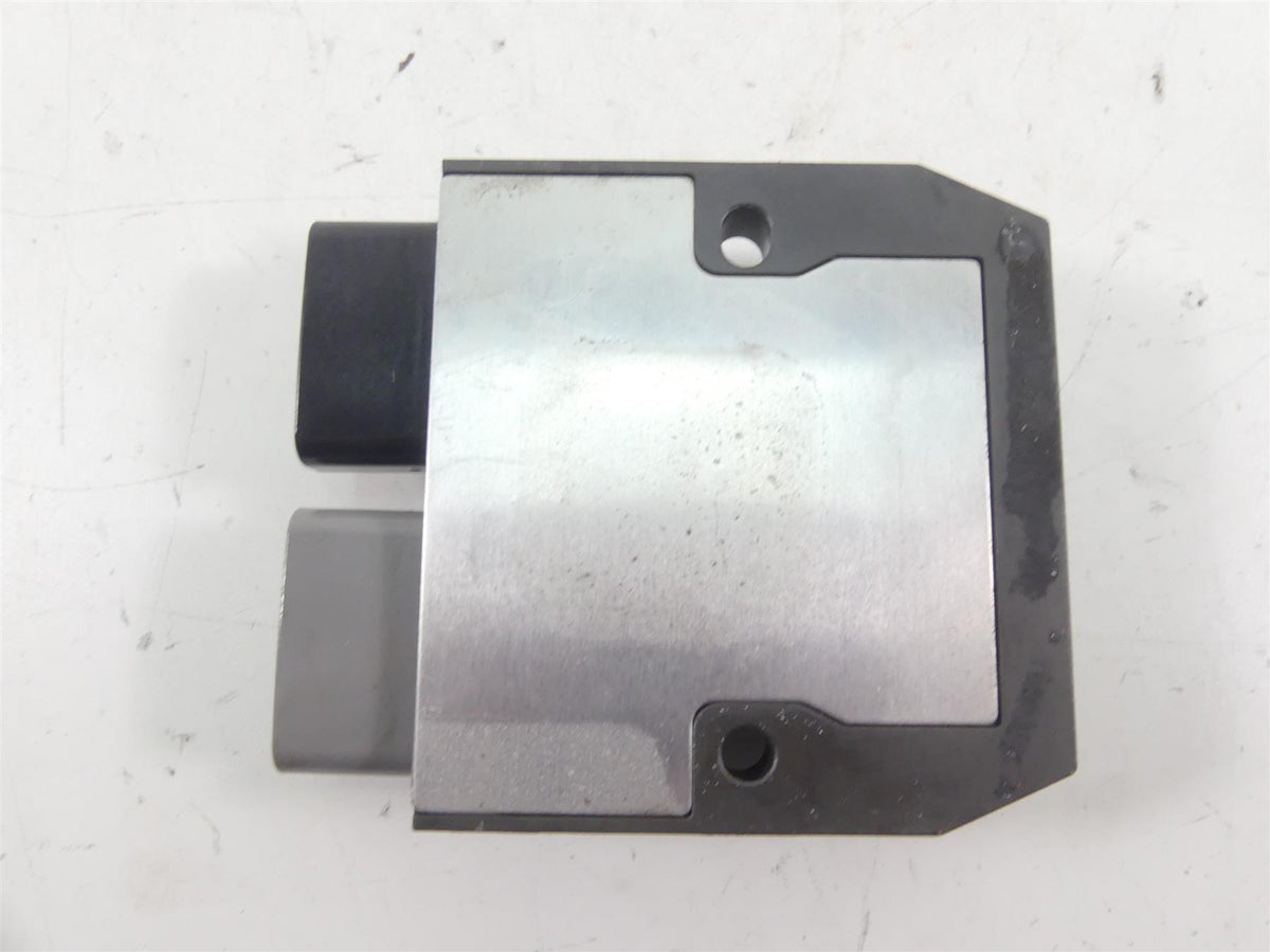 2017 Triumph Thruxton 1200R Rectifier Voltage Regulator T1300679 FH020AA {{ shop.shopifyCountryName }} - Mototech271