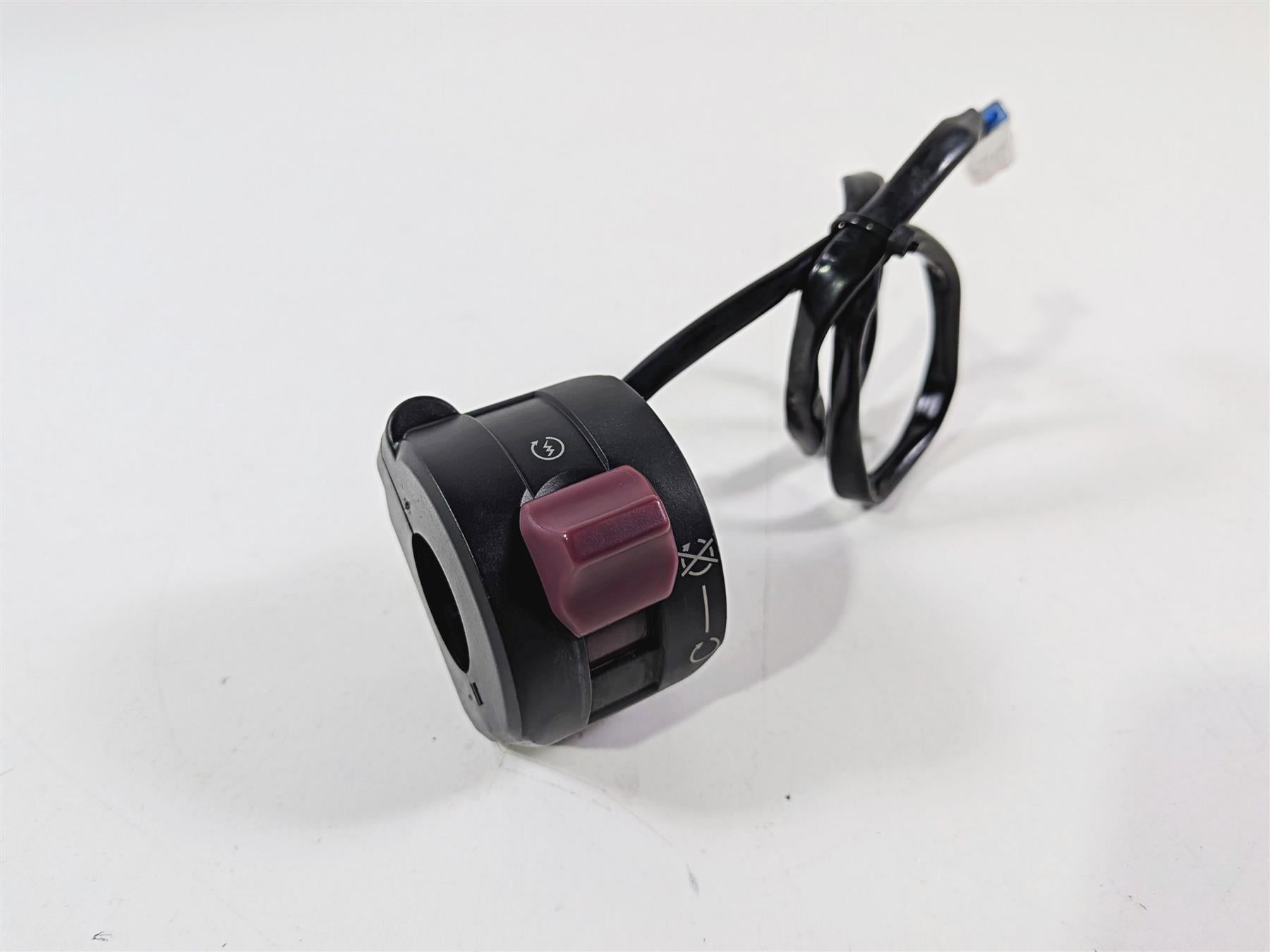 2016 Ducati Hypermotard 939 SP Right Hand Start Stop Control Switch 65010122E-Mototech271