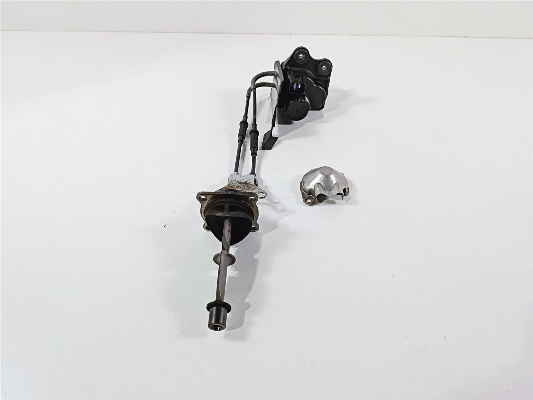 2008 Yamaha YZF R1 RN19 Exhaust Valve & Actuator Servo Motor 5VY-85820-10-00 {{ shop.shopifyCountryName }} - Mototech271