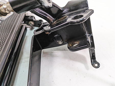 2009 Harley Softail FLSTSB Cross Bones Left Floorboard & Shifter Set 33630-07A {{ shop.shopifyCountryName }} - Mototech271